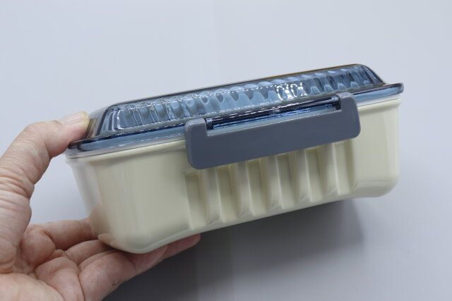 ダイソーのランチボックス（L＋N、1段、500mL）