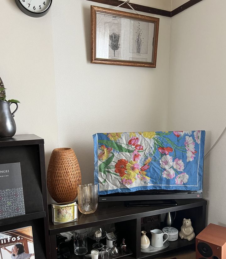 【築50年団地×一人暮らし】映画「かもめ食堂」がお手本のレトロなキッチンがおしゃれ【FUDGE おしゃれな人のルームツアー vol.7】