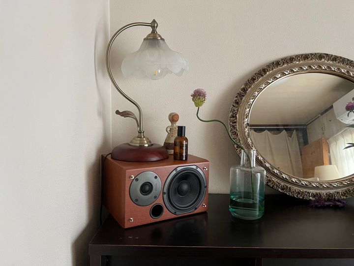 【築50年団地×一人暮らし】映画「かもめ食堂」がお手本のレトロなキッチンがおしゃれ【FUDGE おしゃれな人のルームツアー vol.7】