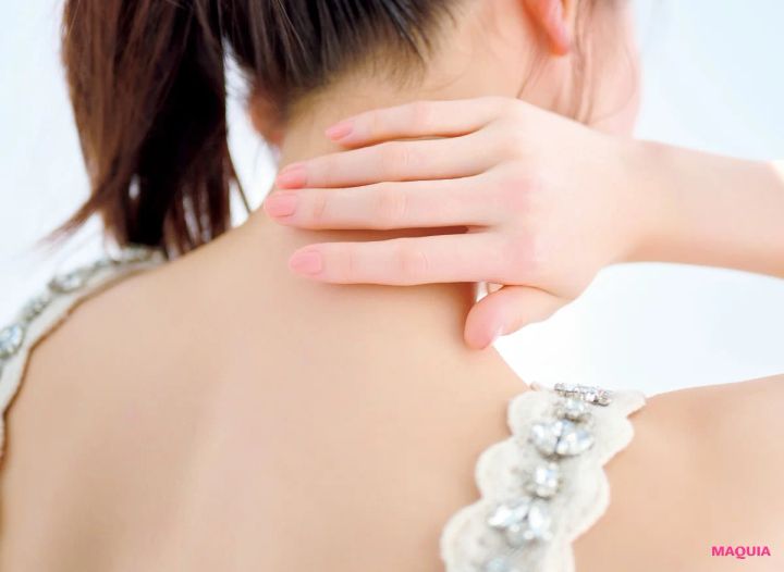 肌見せ ボディケア スクラブ 小林ひろ美