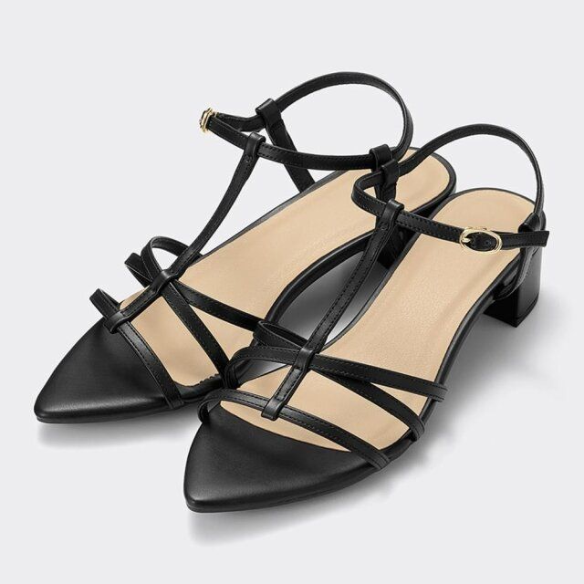 2024年夏のGUレディース高見え黒サンダル