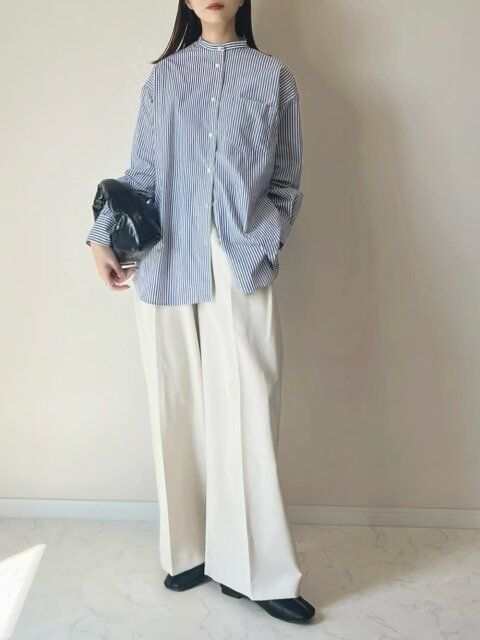 白パンツのコーデ