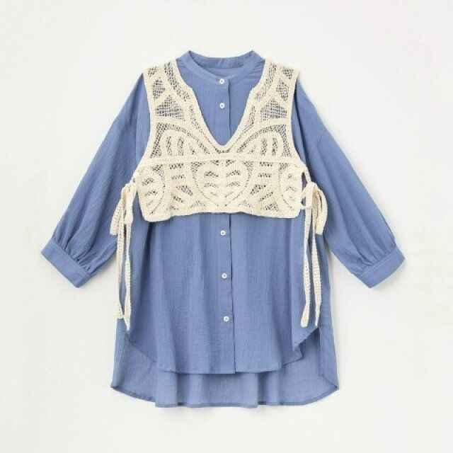 しまむらのブラウスとベストのセット