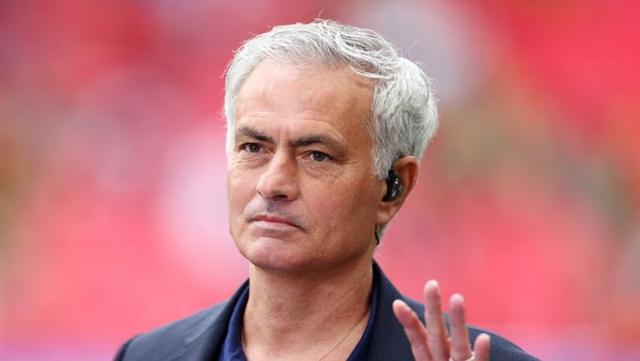 モウリーニョ、フェネルバフチェ新監督に就任 レヴァンドフスキは移籍否定