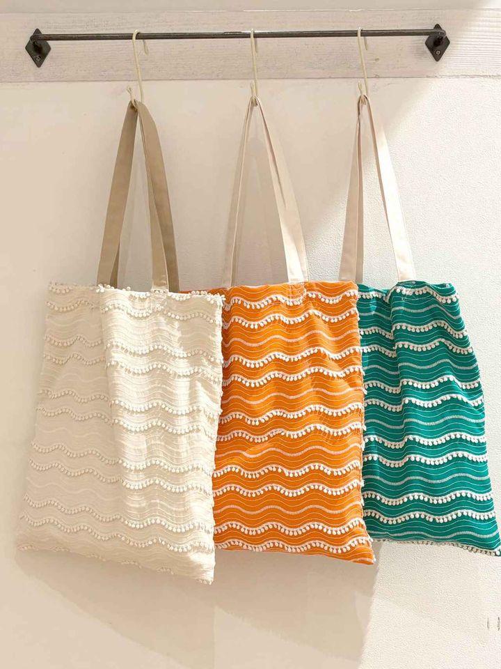 画像2: 出典：.st