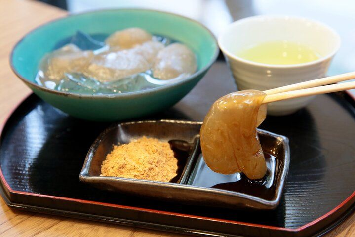 名古屋・栄にある江戸時代から続く老舗和菓子店でひんやりスイーツ「雀おどり總本店」