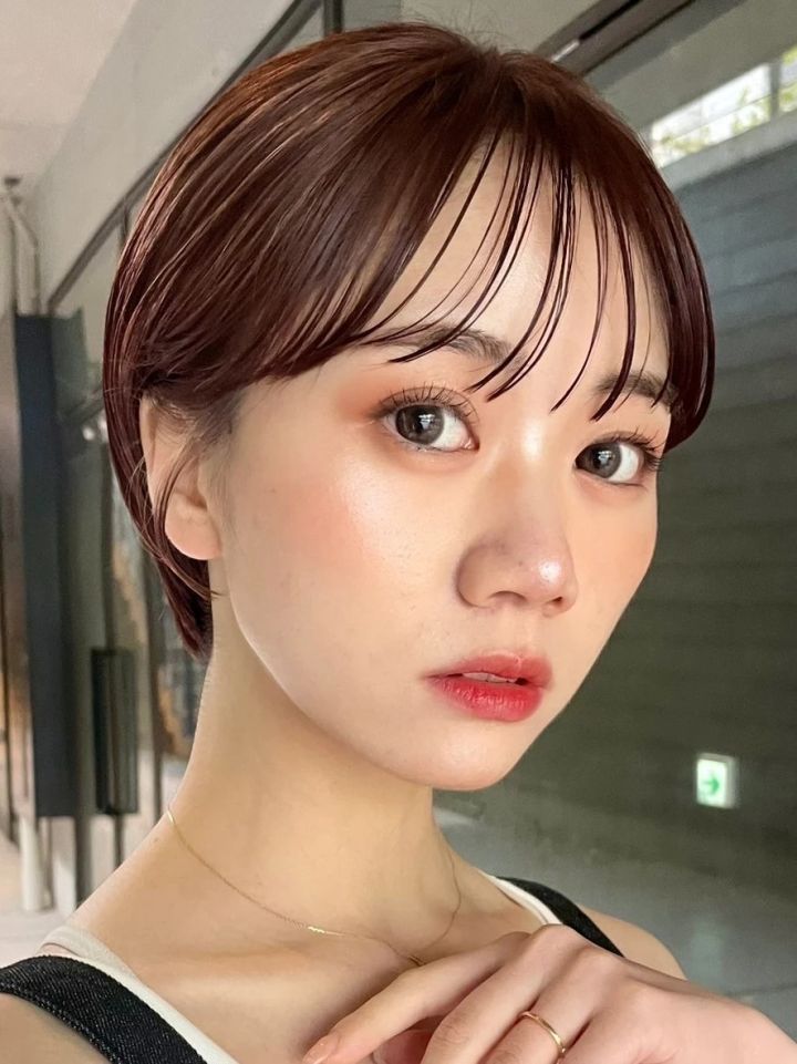 ショート ヘア 髪型 ヘアスタイル 前髪あり ヘアカラー