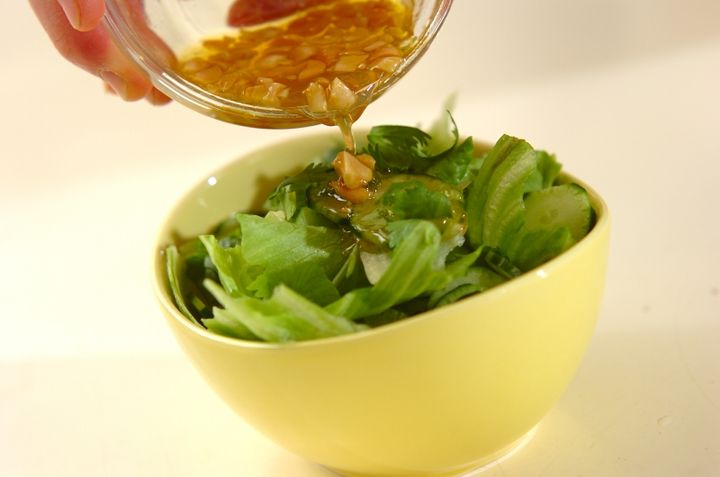 ピーナッツドレッシングのサラダの作り方4