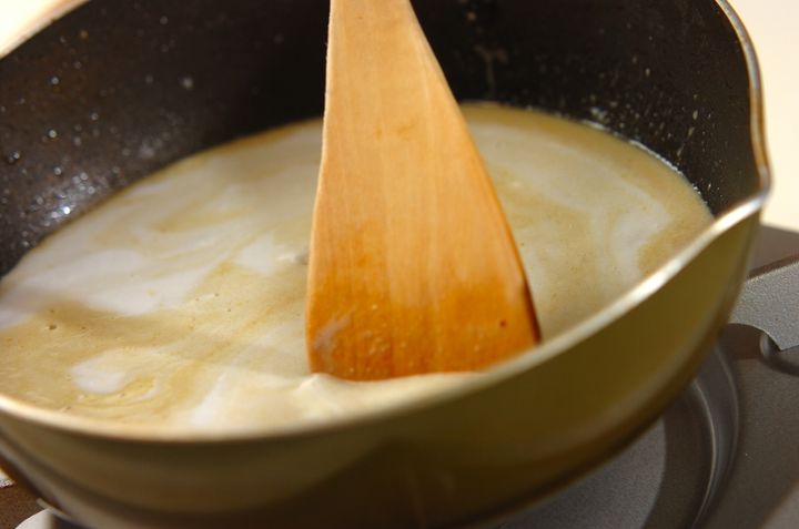 ペーストで簡単本格！鶏肉のタイ風グリーンカレーの作り方2