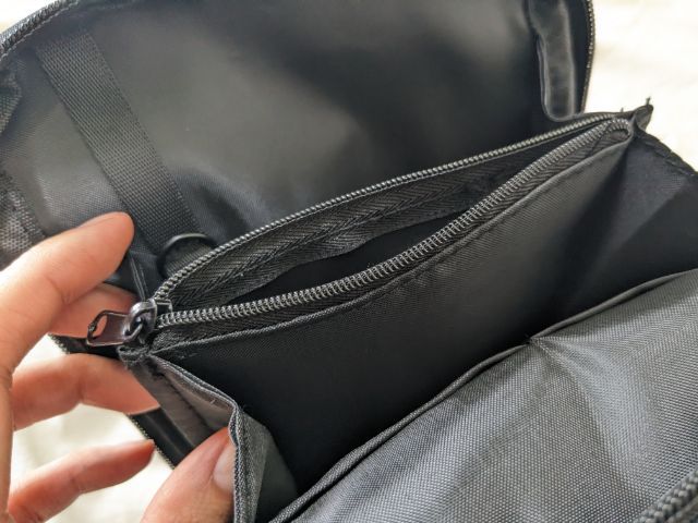 L字ファスナーポケット