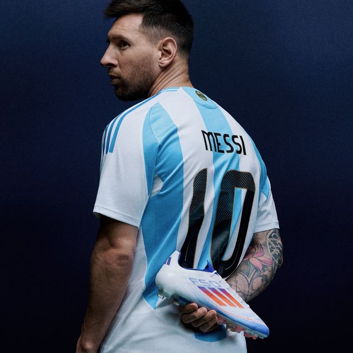 人気モデル復活！adidas、スピード重視の新スパイク『F50』を発表 読み方は「エフゴジュウ」と判明