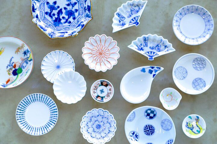 バリエーション豊富な有田焼と焼きたてパンが楽しめる「MARUBUN SHOP & BAKERY CAFE」