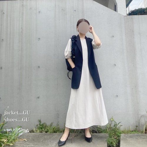 ジーユー_ランタンスリーブワンピース_4