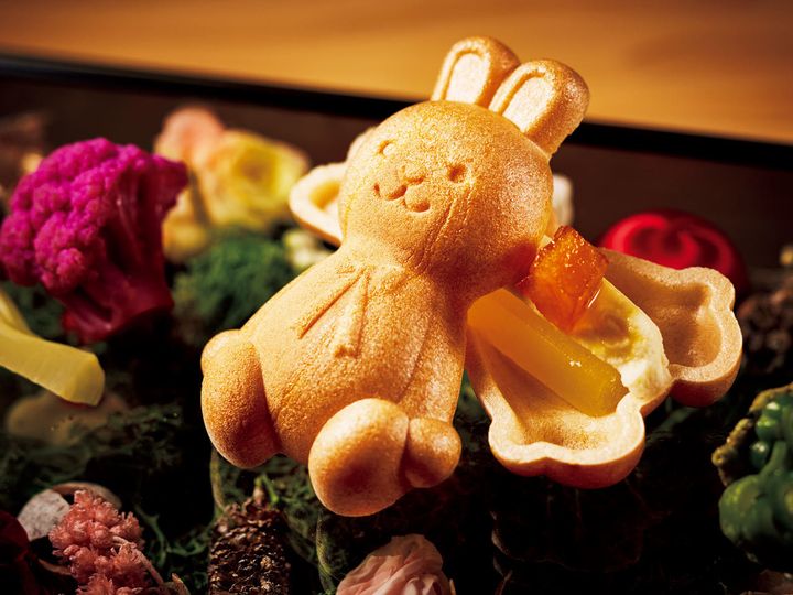 銀座『WineBar Pluribus』の「うさちゃんのお花畑」