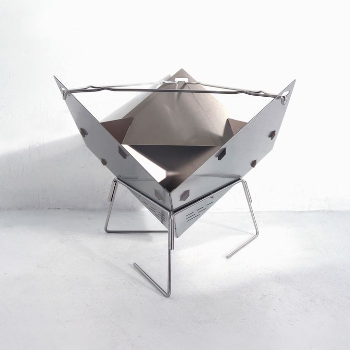 新発想の焚き火台が優秀すぎる！美しい炎を楽しむための画期的な焚火台6選