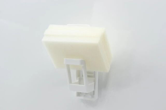 ダイソーのタテ・ヨコ スポンジホルダーを壁に設置