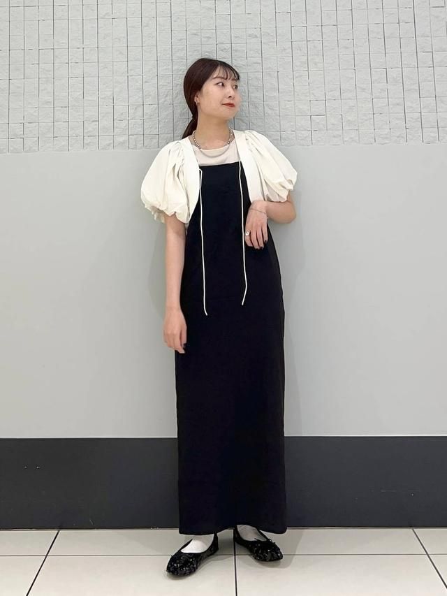 黒キャミワンピース×ショートボレロコーデ