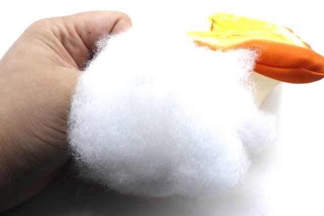 セリアのハンドメイドベーカリー 食パンに綿詰め