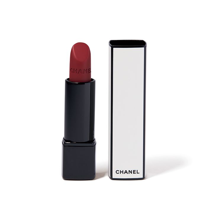 シーズナルカラーでおでかけメイクをしたい！押さえておきたいコツとコスメ