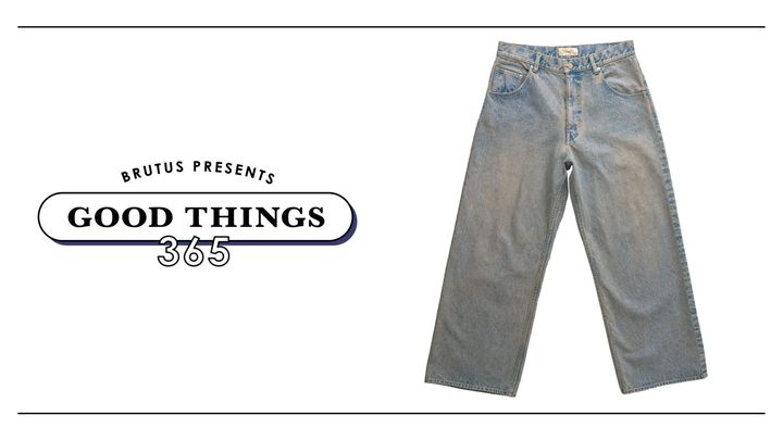 〈フォル〉のデニムパンツ