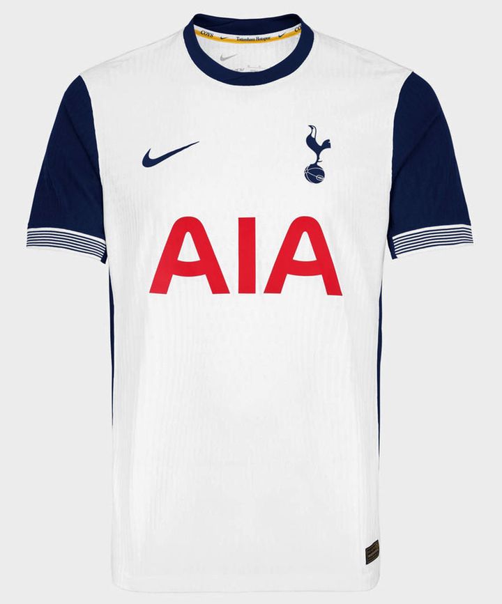 今夏来日のトッテナム、2024-25新ユニフォーム発表！ソン・フンミンの「先輩時代」彷彿のネイビーが復活