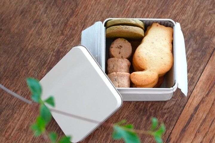 鎌倉・小町通りの路地裏にたたずむカフェ「basic bake koto」のテラスでのんびりティータイム♪