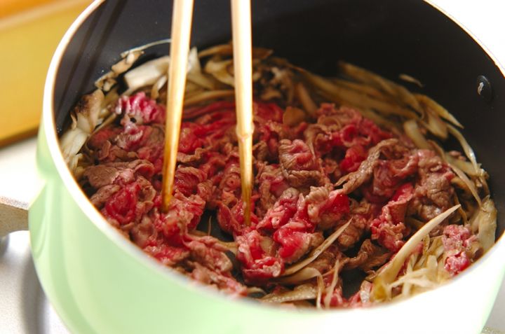 マイタケとゴボウ入りの牛丼の作り方1