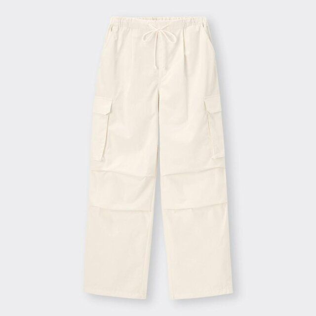 GUのパラシュートカーゴパンツ