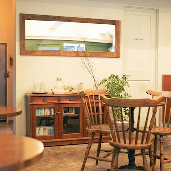 神楽坂の憩いの場、コーヒーと焼き菓子とホットサンドの店：アーバーコーヒー【ファージーの特等席 vol.21】