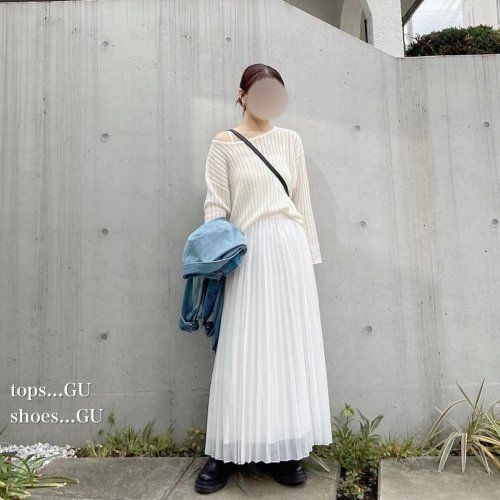 ジーユー_プリーツロングスカート_3