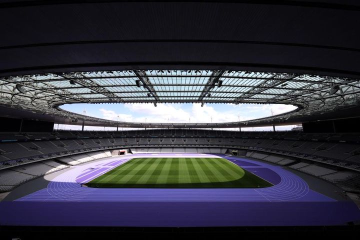 サッカーでお馴染みの「スタッド・ドゥ・フランス」、パリ五輪メイン会場に変身！大型ビジョンも“2倍”に拡張