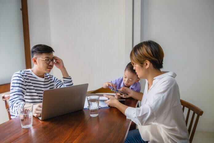 「子持ち様」と言われる社員の行動とその背景