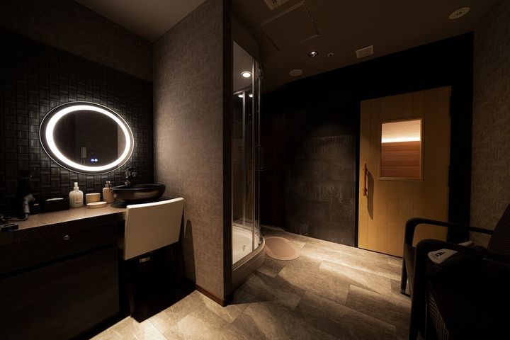 スタンダードルーム室内／©︎ONEPERSON梅田