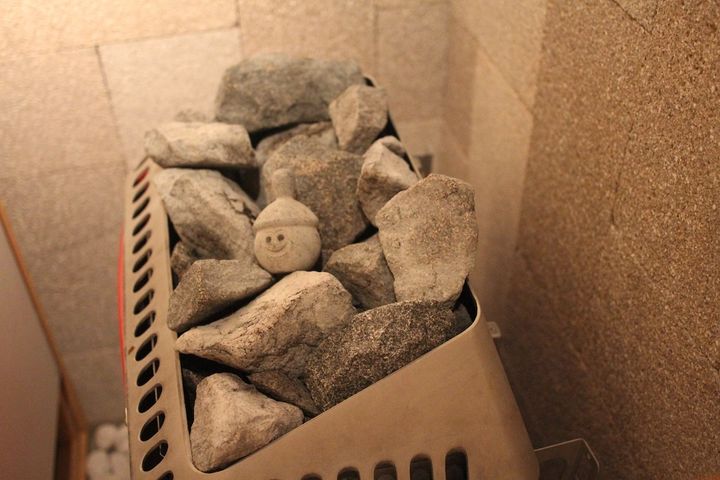 サウナストーンの中には「サウナの妖精」と呼ばれるかわいいストーンも！