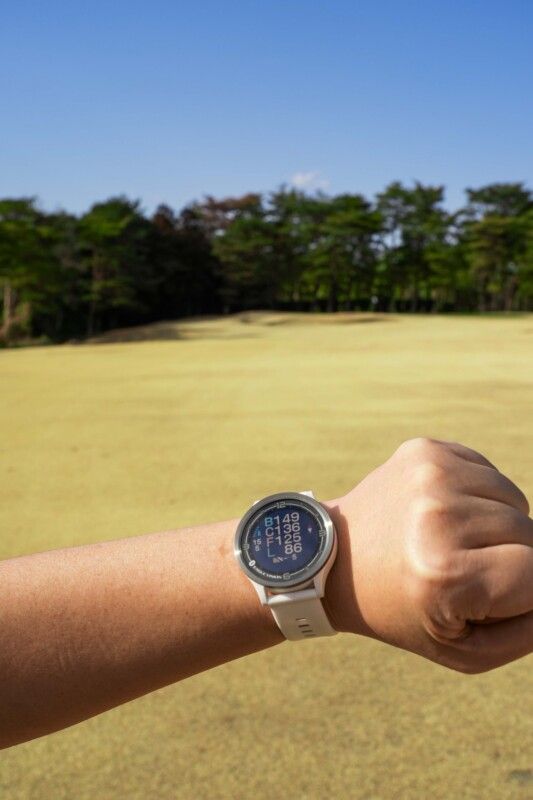 プロキャディが絶賛する距離計測器とは…？“まるでキャディ”な性能を紹介