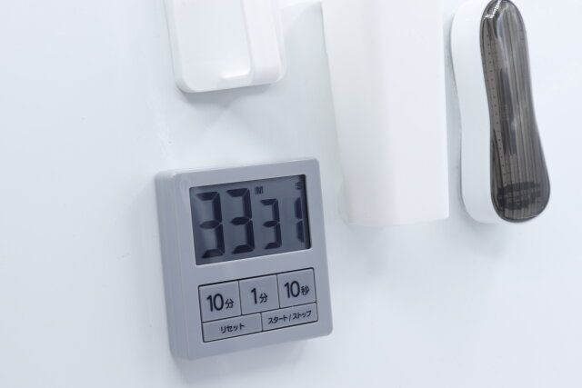 ダイソー キッチンタイマーBIG マグネット