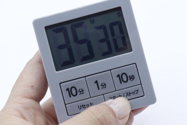 ダイソー キッチンタイマーBIG サイズ感