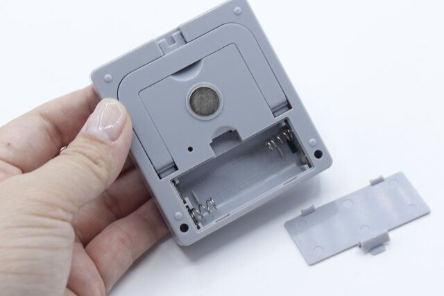 ダイソー キッチンタイマーBIG 電池ボックス