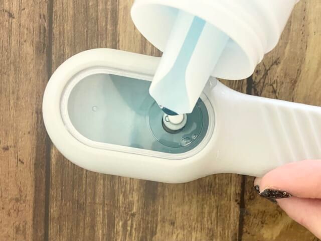 3COINS 洗剤IN手洗いブラシ 使用方法