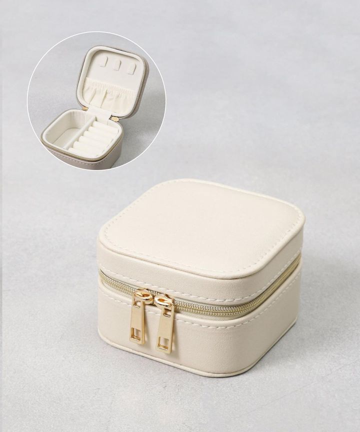 画像1: 出典：3COINS