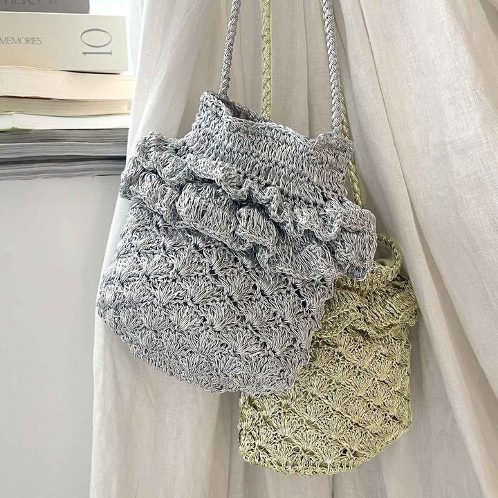 画像: 「メタリックヤーンミニフリルショルダーバッグ」[縦20.8×横18.3cm]￥4,950※2024年6月中旬発売予定 出典：ロペピクニック