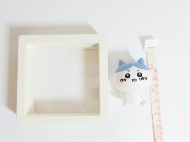 3COINS シュリンク風ディスプレイSサイズ サイズ感比較