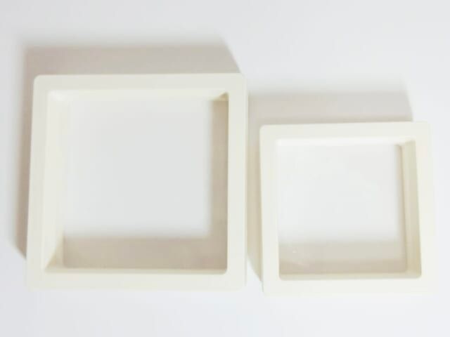 3COINS シュリンク風ディスプレイSサイズMサイズ比較