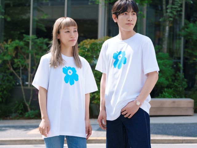 ブルーボトルコーヒー×マリメッコ「ウニッコTシャツ 」