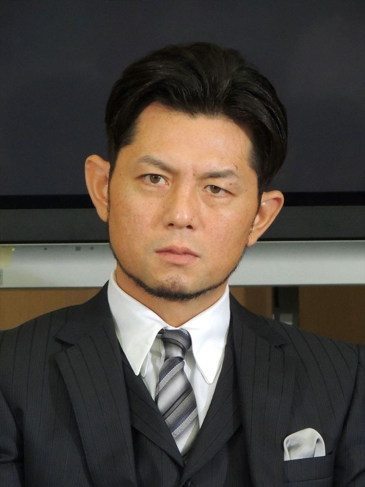 的場浩司さん（2013年7月撮影、時事）