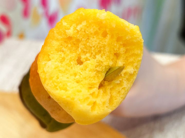 「4種マーラーカオ串」のマーラーカオの断面