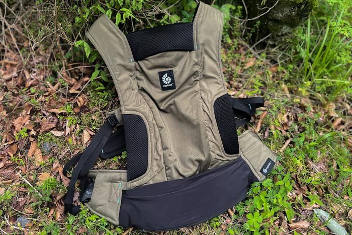 エルゴベビー抱っこひもAWAY