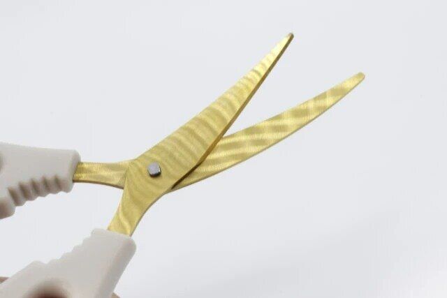 ダイソー カーブキッチンバサミ（チタンコーティング） カーブ刃