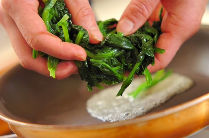 ホウレン草のソテーの作り方3