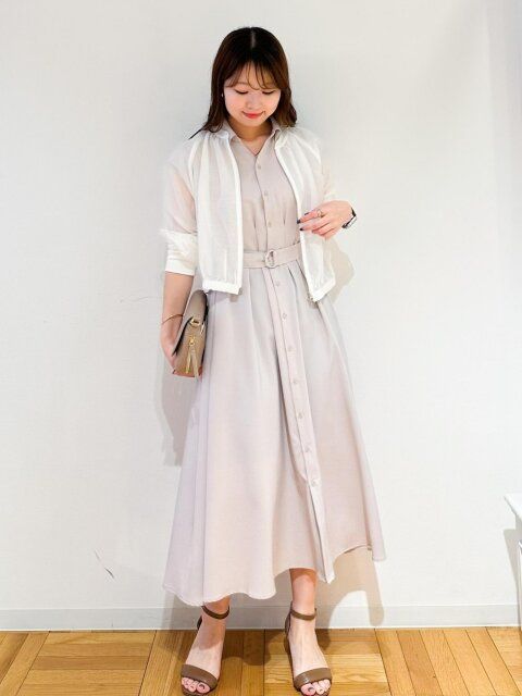シャツワンピースのコーデ2